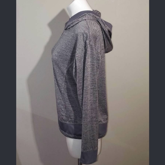 Women's Mondetta Performance Luxury Workout Top - Picture 3 of 6